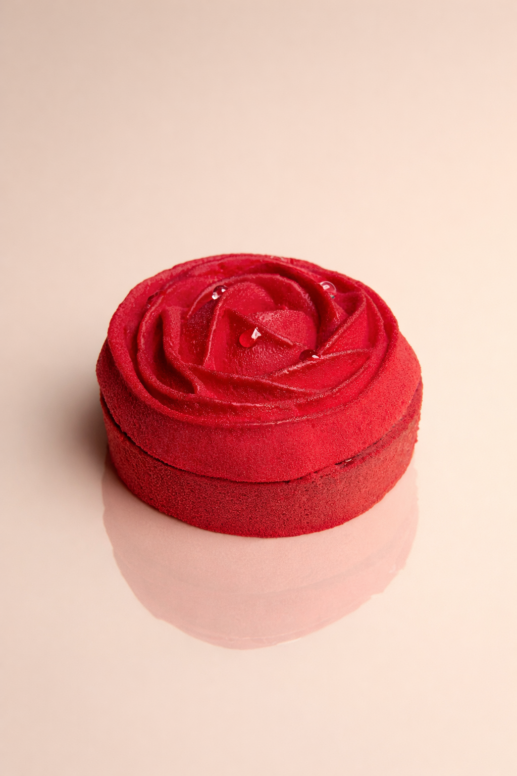 Au Nom de la Rose